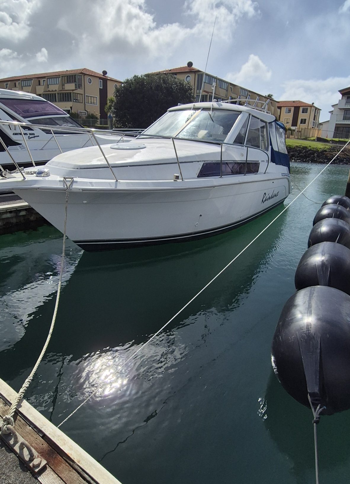 Berth L04 10.5m